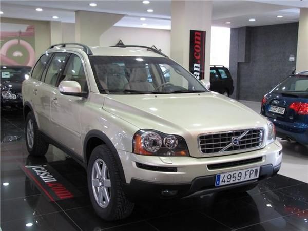 Volvo XC 90 D5 185 CV 7 PLAZAS AUT