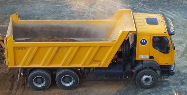 Oportunidad vendo camión dumper Renault Kerax 370