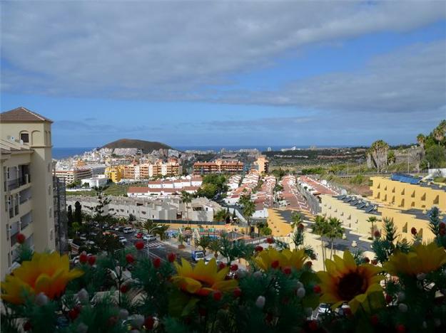 Ático con vistas a la Gomera en Los Cristianos