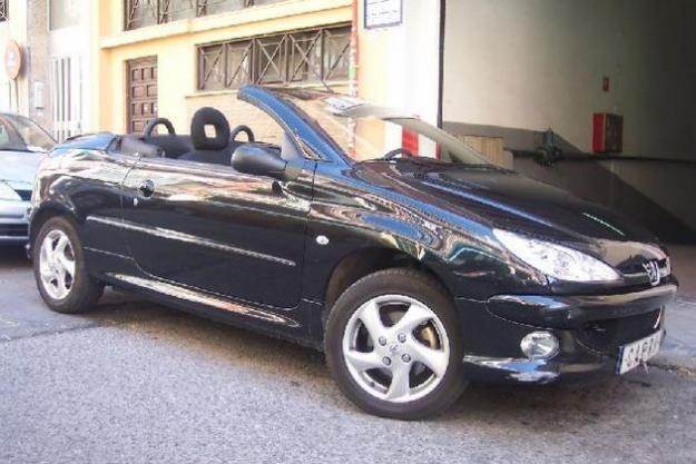 Comprar Peugeot 206 CC 1.6 110 CV CABRIO '05 en Carabanchel