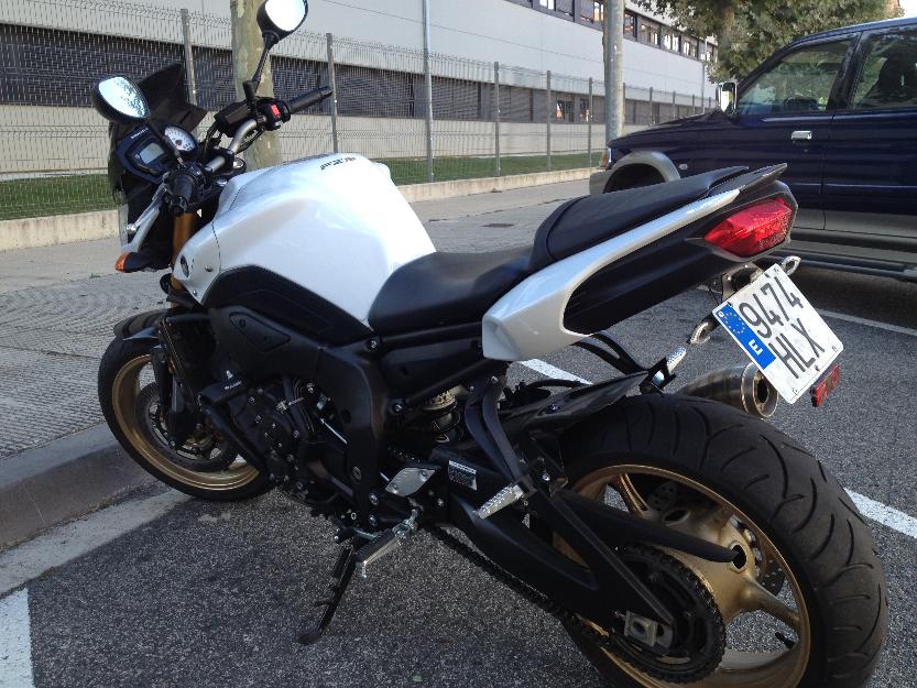 Moto Yamaha FZ8, 2500 Km, de Septiembre del 2012