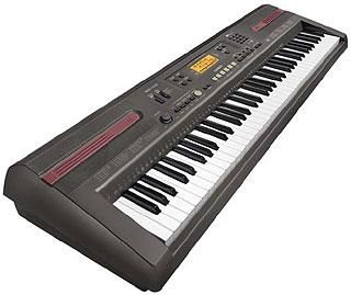 SE vende teclado Casio WK-110 76 teclas, muy bueno