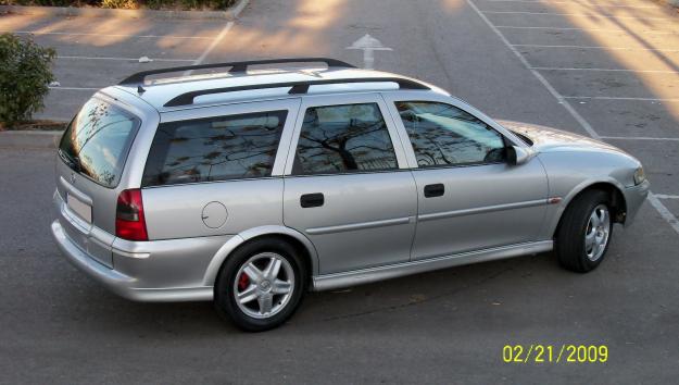 2000 Opel Vectra Caravan 1.8 Familiar Tel-683607722