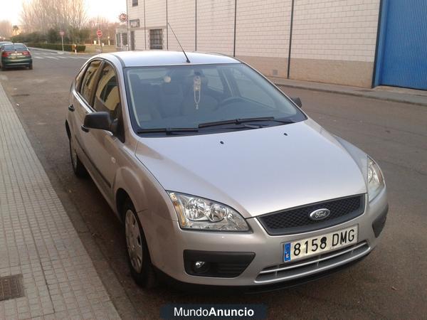 Vendo Ford Focus 1.8 TDCi