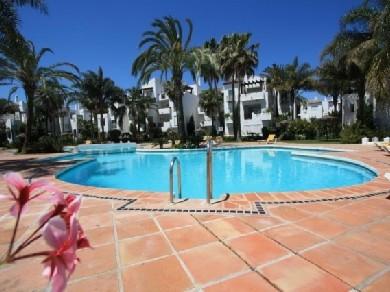 Apartamento con 1 dormitorio se vende en Estepona, Costa del Sol