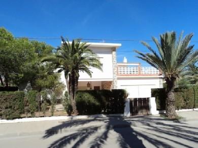 Chalet con 8 dormitorios se vende en Cabo Roig, Costa Blanca