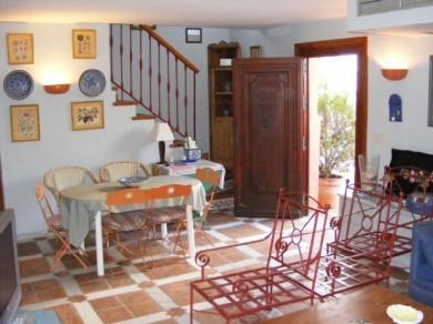 Chalet con 3 dormitorios se vende en Marbella, Costa del Sol