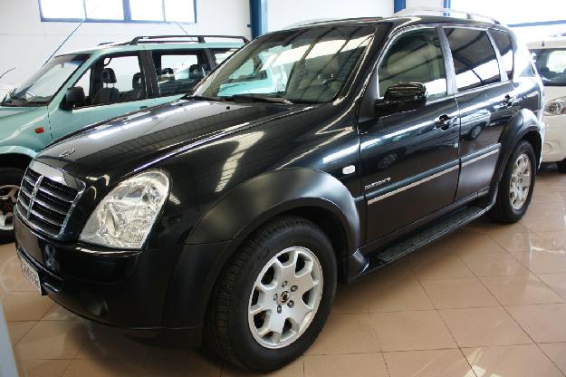 SSANGYONG REXTON Rexton II 270 XVT Limited Aut., 9.200€