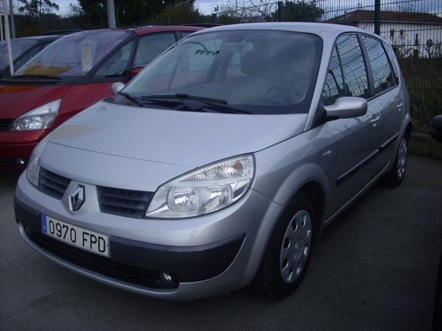 RENAULT SCENIC Expression 1.5 DCI 105 CV