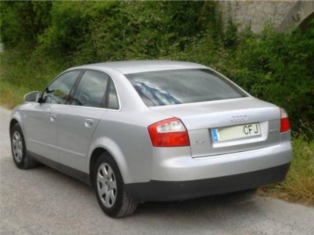 Venta de coche Audi A4 1.9 Tdi '03 en Vitoria