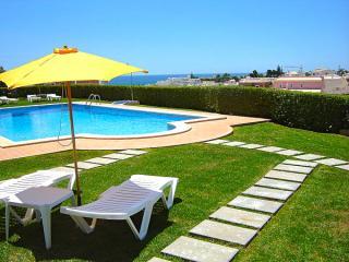 Apartamento : 6/6 personas - piscina - armacao de pera  algarve  portugal