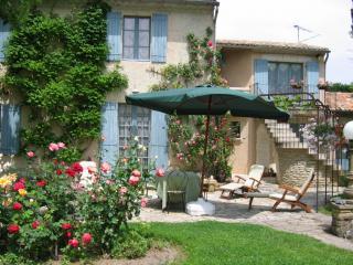 Casa rural : 4/4 personas - avinon  vaucluse  provenza-alpes-costa azul  francia