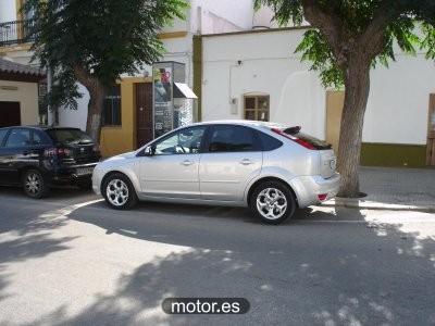 Ford Focus trend 5 puertas 18tdci duratorq 115cv en Cadiz