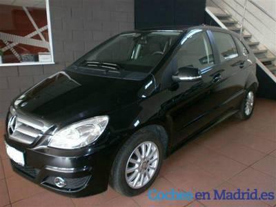 Mercedes Benz B180