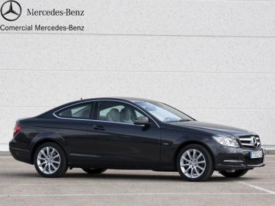 Mercedes-Benz CLASE C 220 CDI BE COUPE