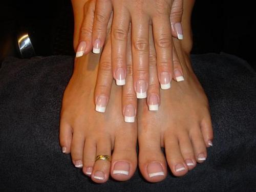 se necesitan modelos para realizar manicuras, y pedicuras gratis chic@s