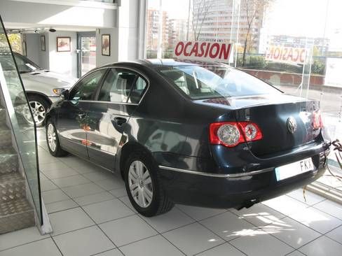 Volkswagen Passat 2.0 TDI HIGLINE 4 MOTIOM