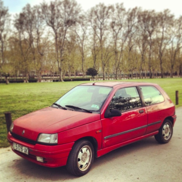 Vendo Renault Clio 1800cc 100CV del 1993. ITV hasta ABRIL 2014!!!