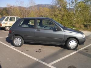 950  - Renault clio Buena oportunidad