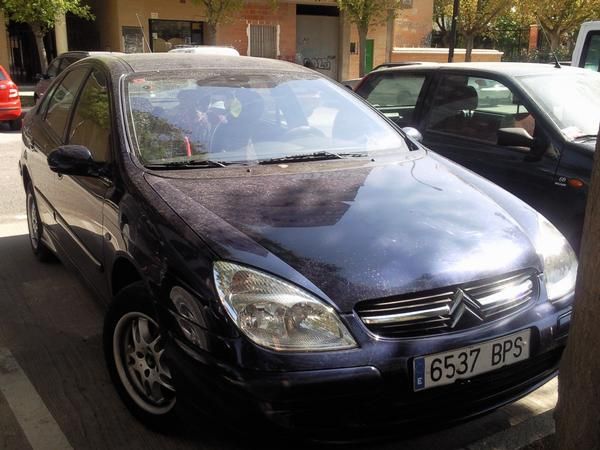 URGE VENTA DE COCHE CITROEN C5 BUEN ESTADO DE COLOR AZUL METALIZADO