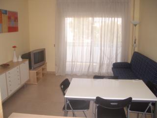 Apartamento : 4/5 personas - piscina - junto al mar - miami playa  tarragona (provincia de)  cataluna  espana