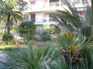 Apartamento en residencia : 4/4 personas - la ciotat  bocas del rodano  provenza-alpes-costa azul  francia