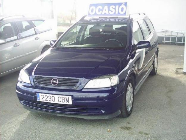 Venta de coche Opel ASTRA CARAVAN 2.0 DTI COMFORT '02 en Lleida