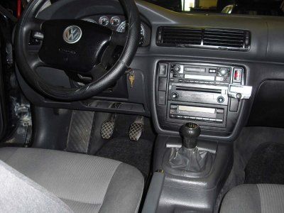 VOLKSWAGEN PASSAT 1.9 TDI - Madrid