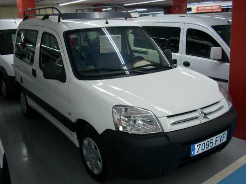 Citroën Berlingo 1.6 HDI 75CV, 5 PLAZAS, AA, IVA DEDUCIBLE Y GARANTIA...