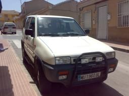 NISSAN TERRANO II 2.7 TD