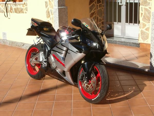 CBR 600 RR  BUENA OPORTUNIDAD