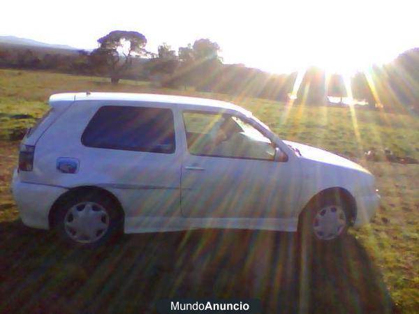 se vende golf 5v