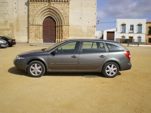 RENAUTL LAGUNA GRANTOUR 2.2 150CV año 2005