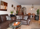 Apartamento con 4 dormitorios se vende en Marbella, Costa del Sol - mejor precio | unprecio.es