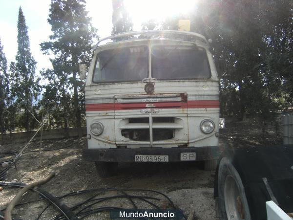 CAMIONES. RENAULT MAGNUM. PEGASO. BARREIROS. BAÑERA. PALA. RUEDA.