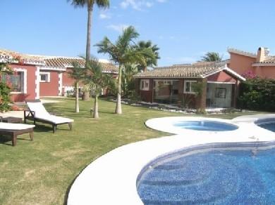 Chalet con 3 dormitorios se vende en Benalmadena Costa, Costa del Sol