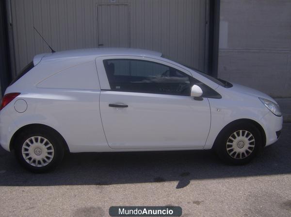 OPEL CORSA VAN 13CDTI 75 C DEL 2007 con 83000kl  precio 3500