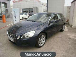 Volvo V60 D3 MOMENTUM