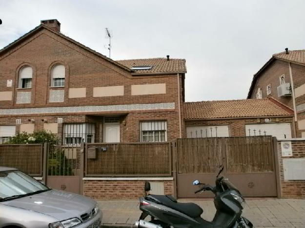 Casa adosada en Meco