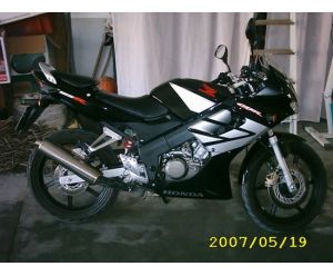 HONDA CBR 125 R