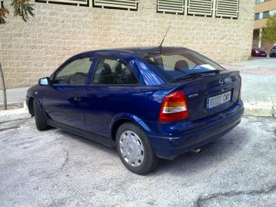 OPEL ASTRA CLUB 1.6 3P. - Madrid