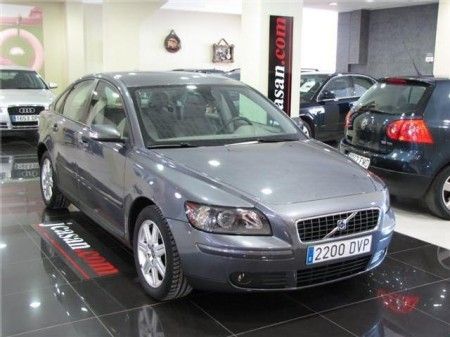 VOLVO S40  2.0D MOMENTUM - Valencia