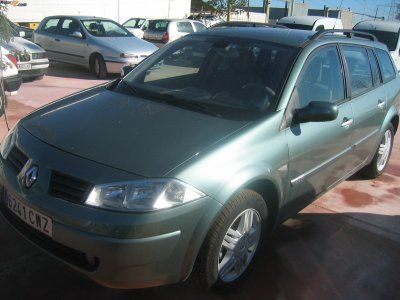 RENAULT MEGANE G.T.1.9DCI 120CV PRIVILEGE - Castellon