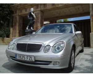 2002 Mercedes E 270 AVANTGARDE