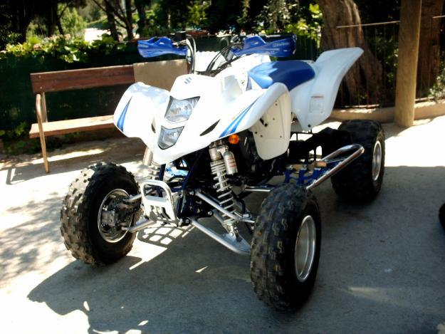 vendo quad ltz 400 muy buen estado