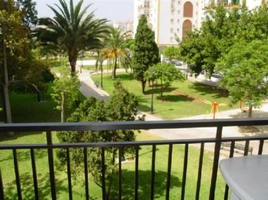 Apartamento con 2 dormitorios se vende en Fuengirola, Costa del Sol