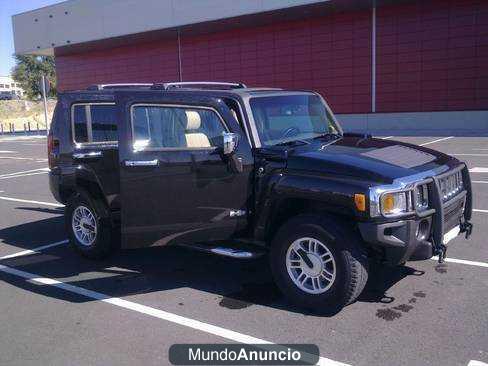 Hummer H3 Luxury Package Auto 5p