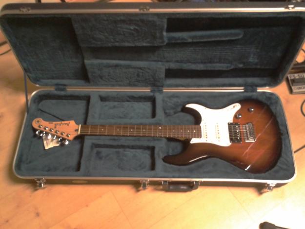 vendo yamaha pacifica pac 112 v