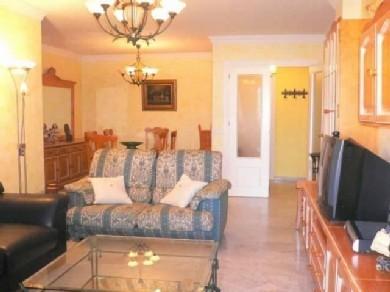 Apartamento con 3 dormitorios se vende en Fuengirola, Costa del Sol