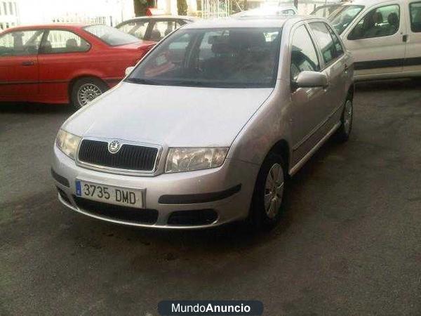 Skoda Fabia 1.2 Young 64